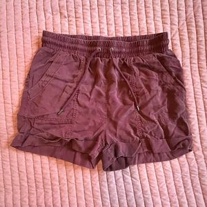 Universal Threads Goods Co size S, maroon, woman’s shorts